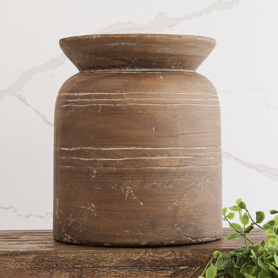 9” Brown Terracotta Line Vase