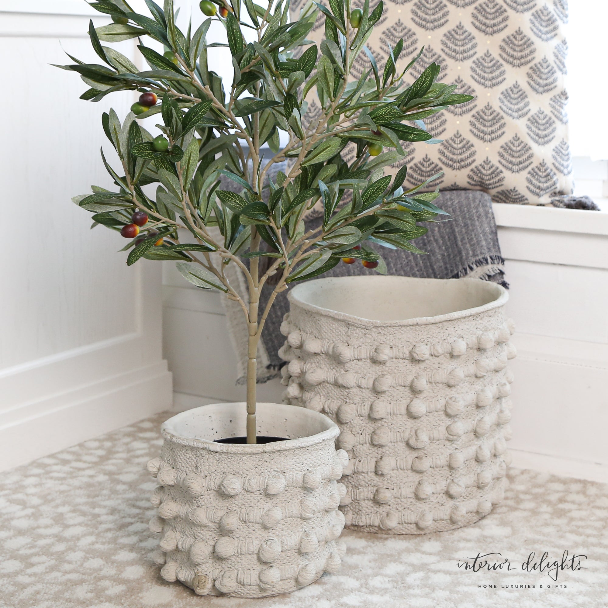 Cream Knot Planters- Set of 2