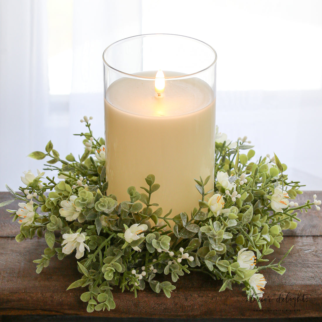 White Flowers and Berries Candle Ring