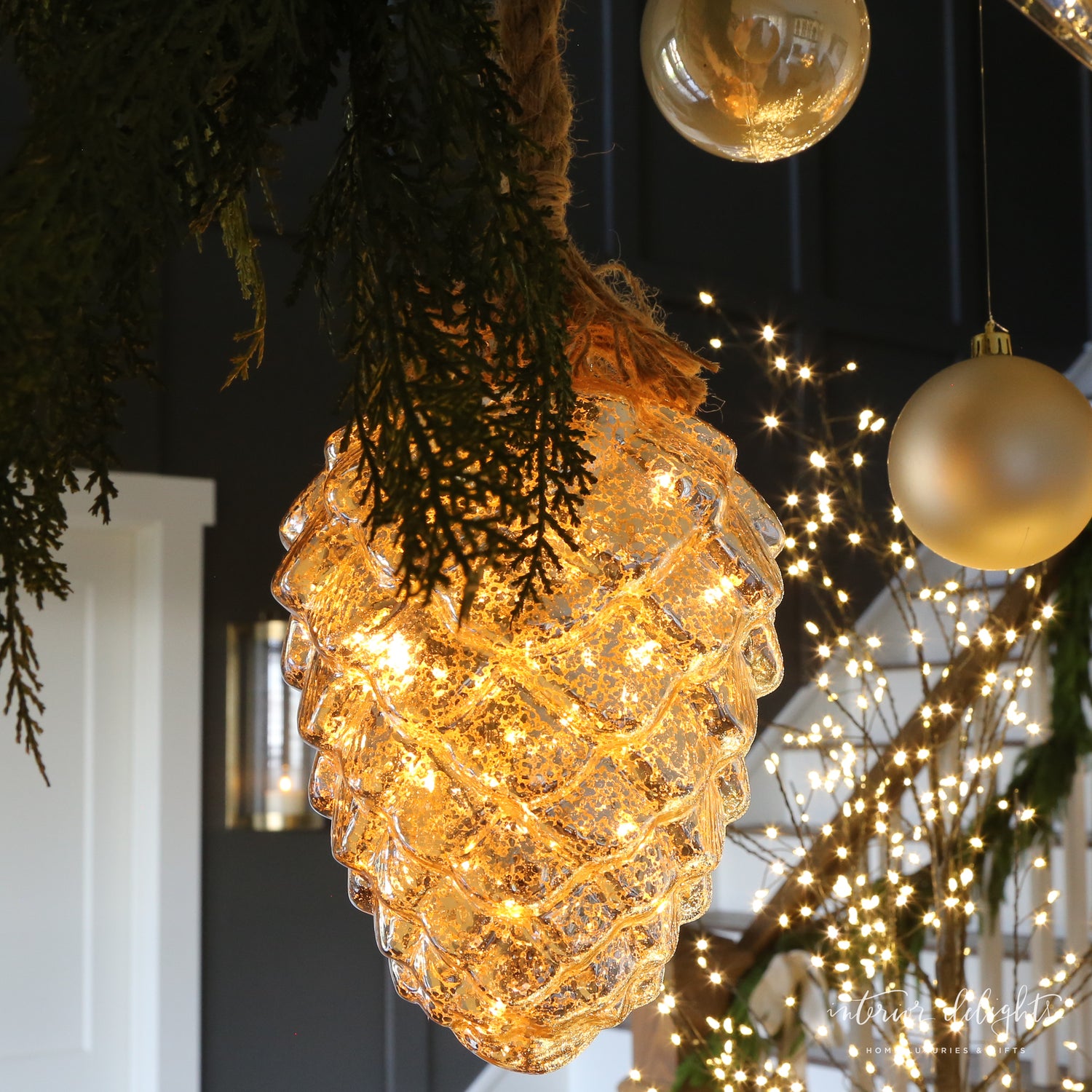 Majestic Illuminated Garland Ensemble-All Sales Final on LED items