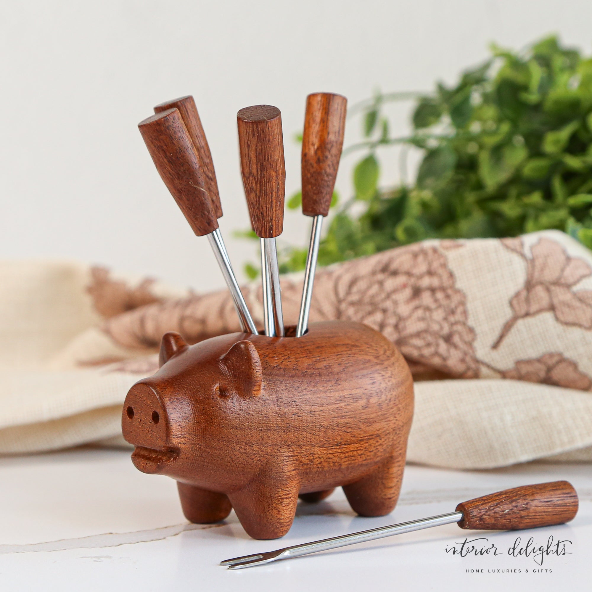 Wooden Pig Holder with 6 Appetizer Forks