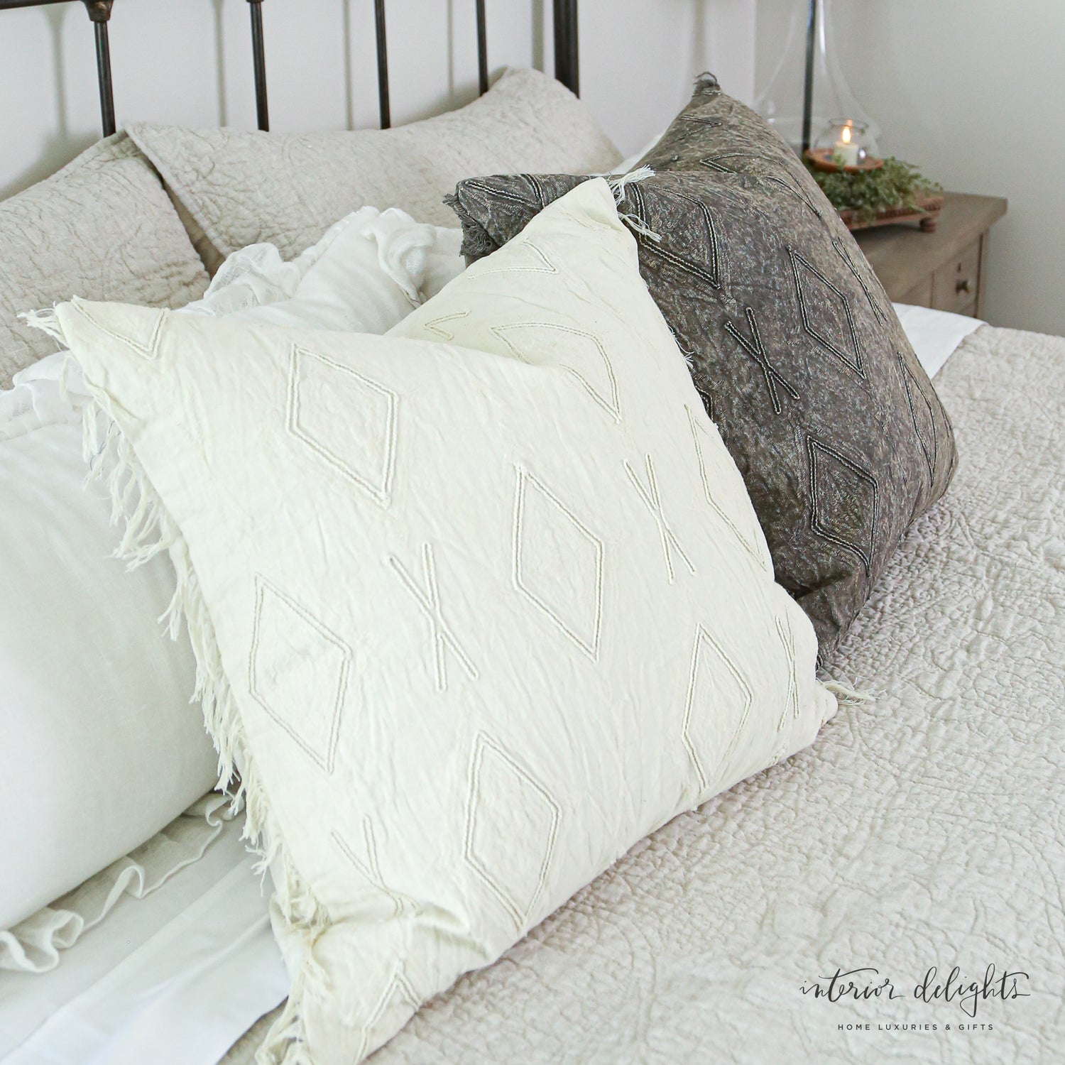 Jacquard Fringe Pillow- Cream