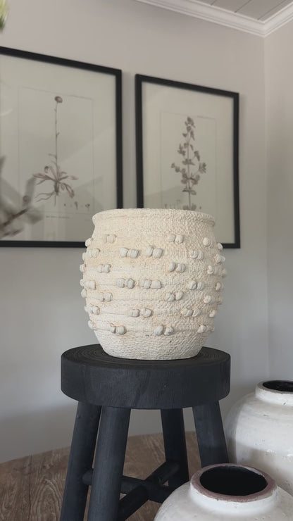 Cream Knot Vase